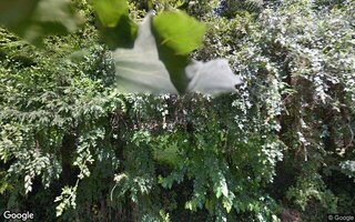 1 Canterbury Rd, Glen Head, NY 11545