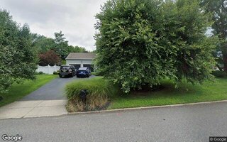 1 Settler Dr, Coram, NY 11727