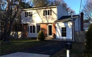 1 Van Buren Ave, Centereach, NY 11720