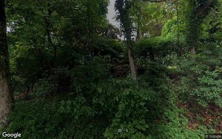 10 Beach Rd, Port Jefferson, NY 11777