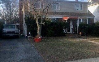 10 Cedar St, Elmont, NY 11003