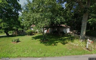 10 Gordon Ave, Medford, NY 11763
