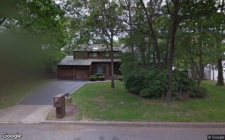 10 Lily Dr, South Setauket, NY 11720