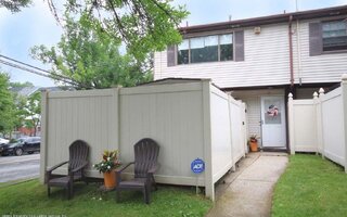 10 Pratt Ct #10A, Staten Island, NY 10312