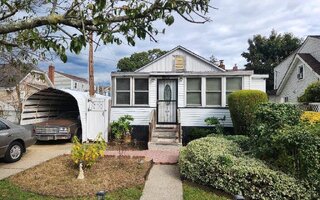 10 Sheridan Pl, Roosevelt, NY 11575