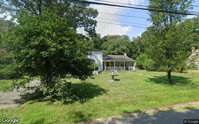 10 West St, Middle Island, NY 11953