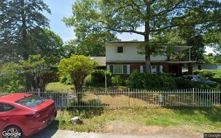 10 Windsor Pl, Shirley, NY 11967