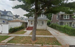 100-11 197th St, Hollis, NY 11423