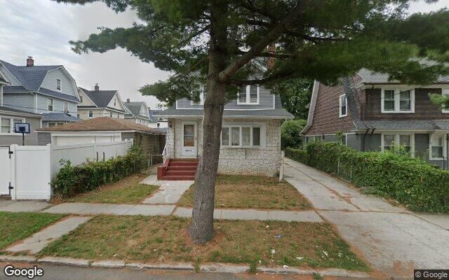 100-11 197th St, Hollis, NY 11423