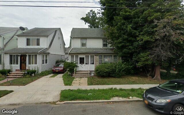 100-24 198th St, Hollis, NY 11423