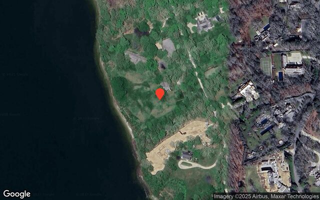100 Briar Patch Rd, East Hampton, NY 11937