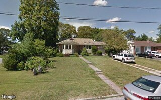 100 Craig Rd, Islip Terrace, NY 11752