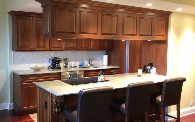 100 Hilton Ave #801, Garden City, NY 11530 (Road)