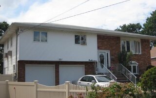 100 Meyer Ave, Valley Stream, NY 11580