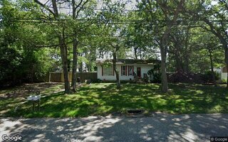 100 Washington Ave, Mastic Beach, NY 11951