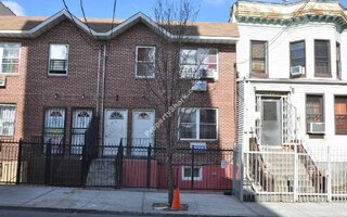 1001 Summit Ave, Bronx, NY 10452