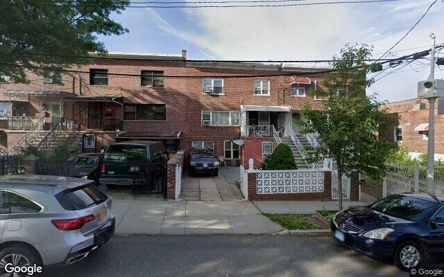 1009 E 222nd St, Bronx, NY 10469