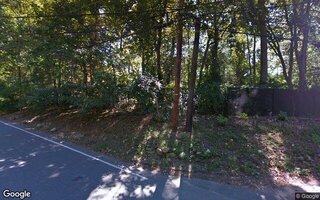 101 Bacon Rd, Old Westbury, NY 11568