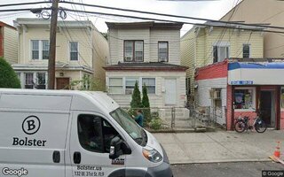 102-02 39th Ave, Corona, NY 11368