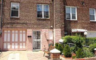 102-16 187th St, Hollis, NY 11423