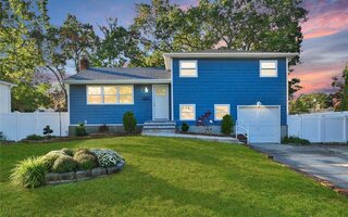 103 Abbott St, Massapequa, NY 11758