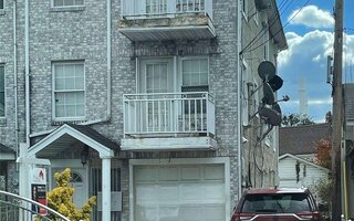 103 Avenue, South Richmond Hill, NY 11419