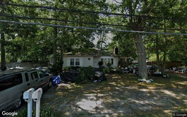 103 Commack Rd, Mastic Beach, NY 11951