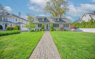 103 Driscoll Ave, Rockville Centre, NY 11570
