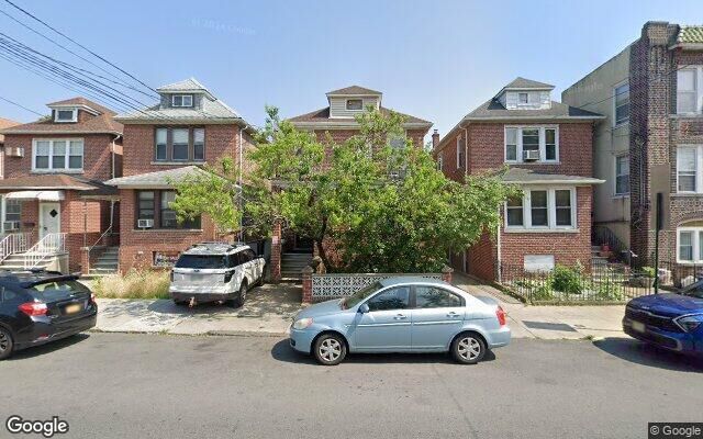 1030 Rhinelander Ave, Bronx, NY 10461