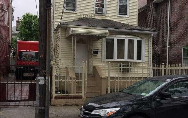 104-24 37th Rd, Corona, NY 11368