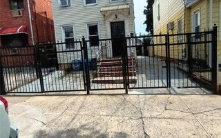 104-40 41st Ave, Corona, NY 11368