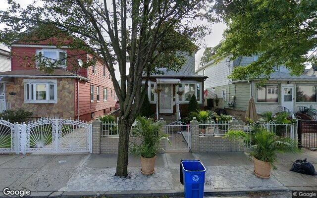 104-59 219th St, Queens Village, NY 11429
