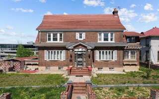105-05 Ditmars Blvd, East Elmhurst, NY 11369