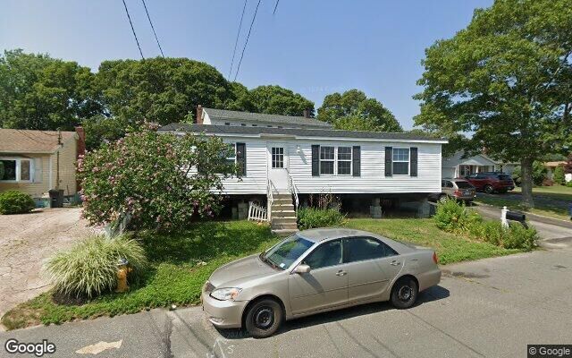 105 Alcolade Dr E, Shirley, NY 11967