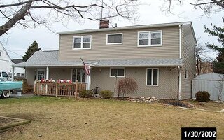 105 Ball Park Ln, Hicksville, NY 11801