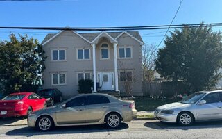 1050 Hastings St, Baldwin, NY 11510