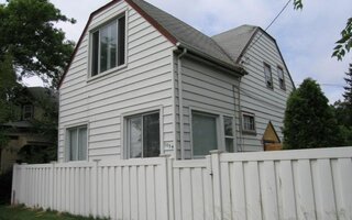 1054 Grand Ave, South Hempstead, NY 11550