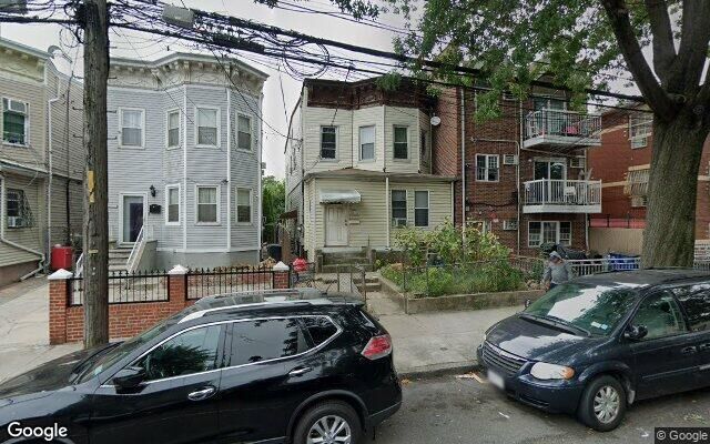106-10 34th Ave, Corona, NY 11368