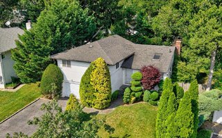 106 Westbury Ave, Plainview, NY 11803