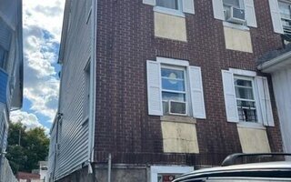 1060 Post Ave, Staten Island, NY 10302