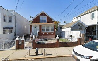 10651 Roscoe St, Jamaica, NY 11433