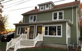 1068 Arthur St, Uniondale, NY 11553