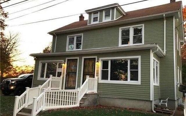 1068 Arthur St, Uniondale, NY 11553