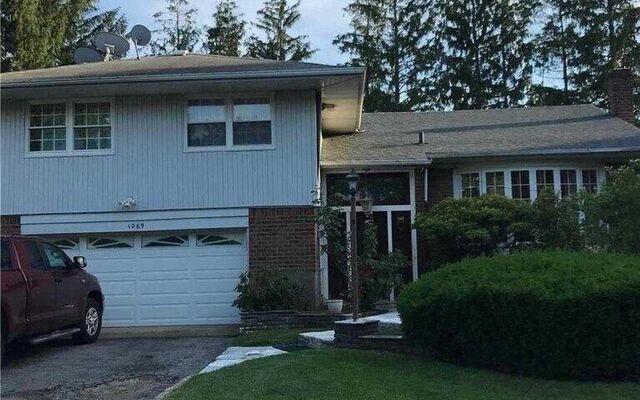 1069 Duston Rd, Valley Stream, NY 11581