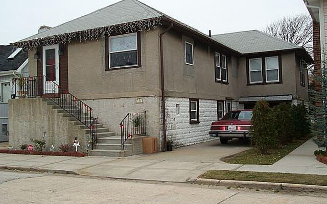107 Atlantic Ave, Long Beach, NY 11561