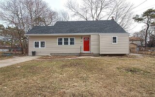 107 S 31st St, Wyandanch, NY 11798