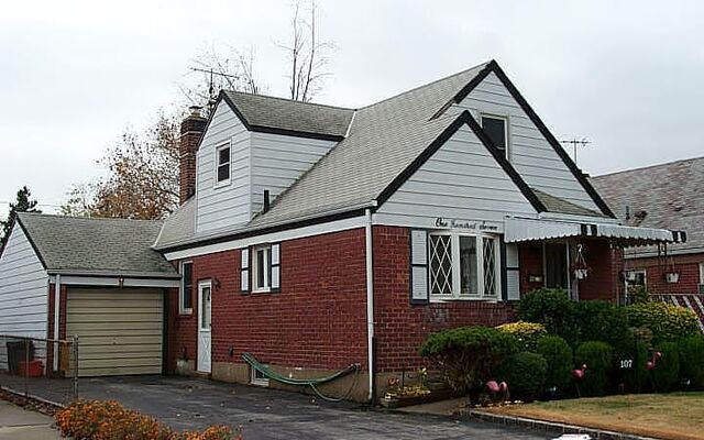 107 Village Ave, Elmont, NY 11003