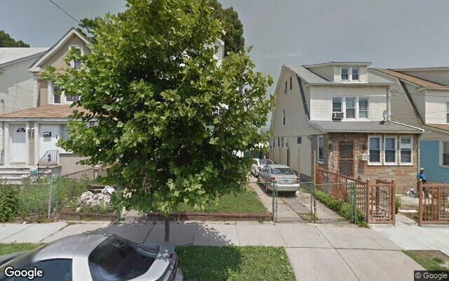 108-27 174th St, Jamaica, NY 11433