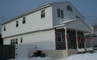 108 Kenny Ave, Merrick, NY 11566