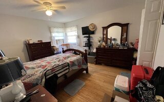 108 Montreal Ave, Staten Island, NY 10306